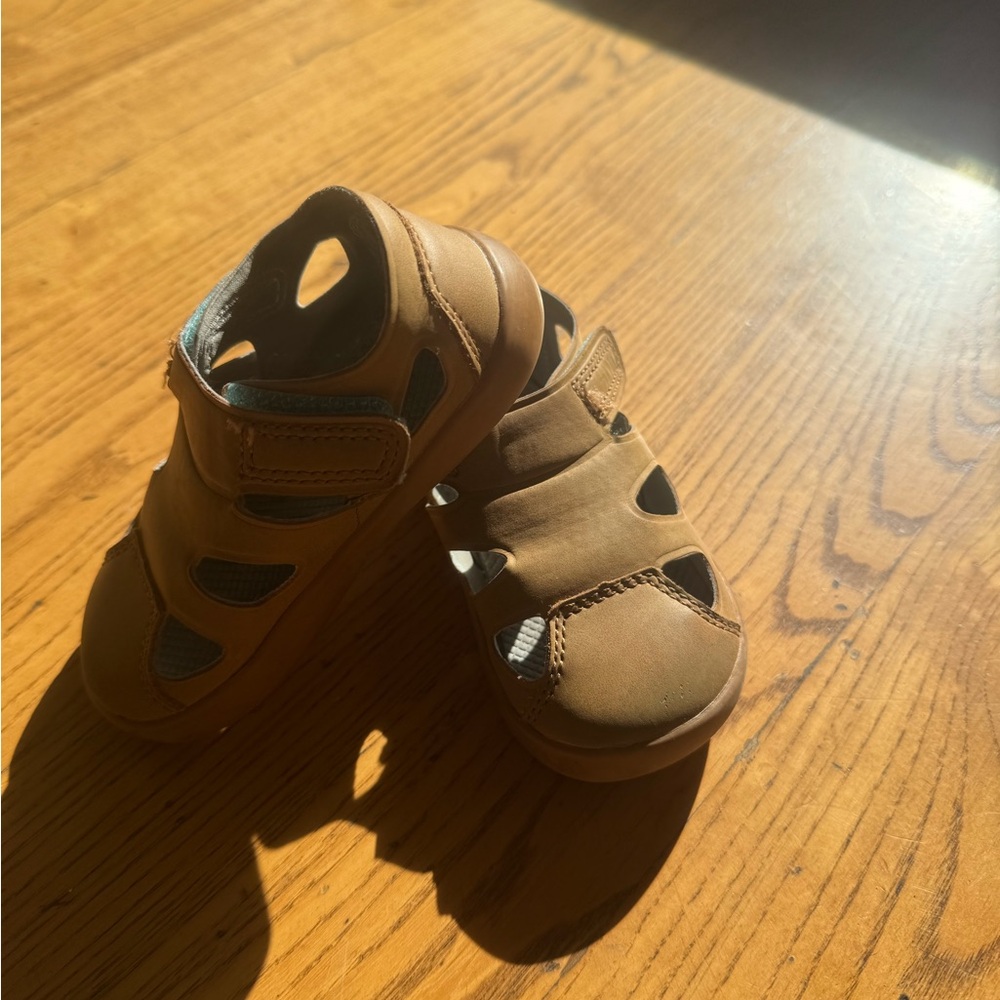 Size 6- Ten Little Sandals